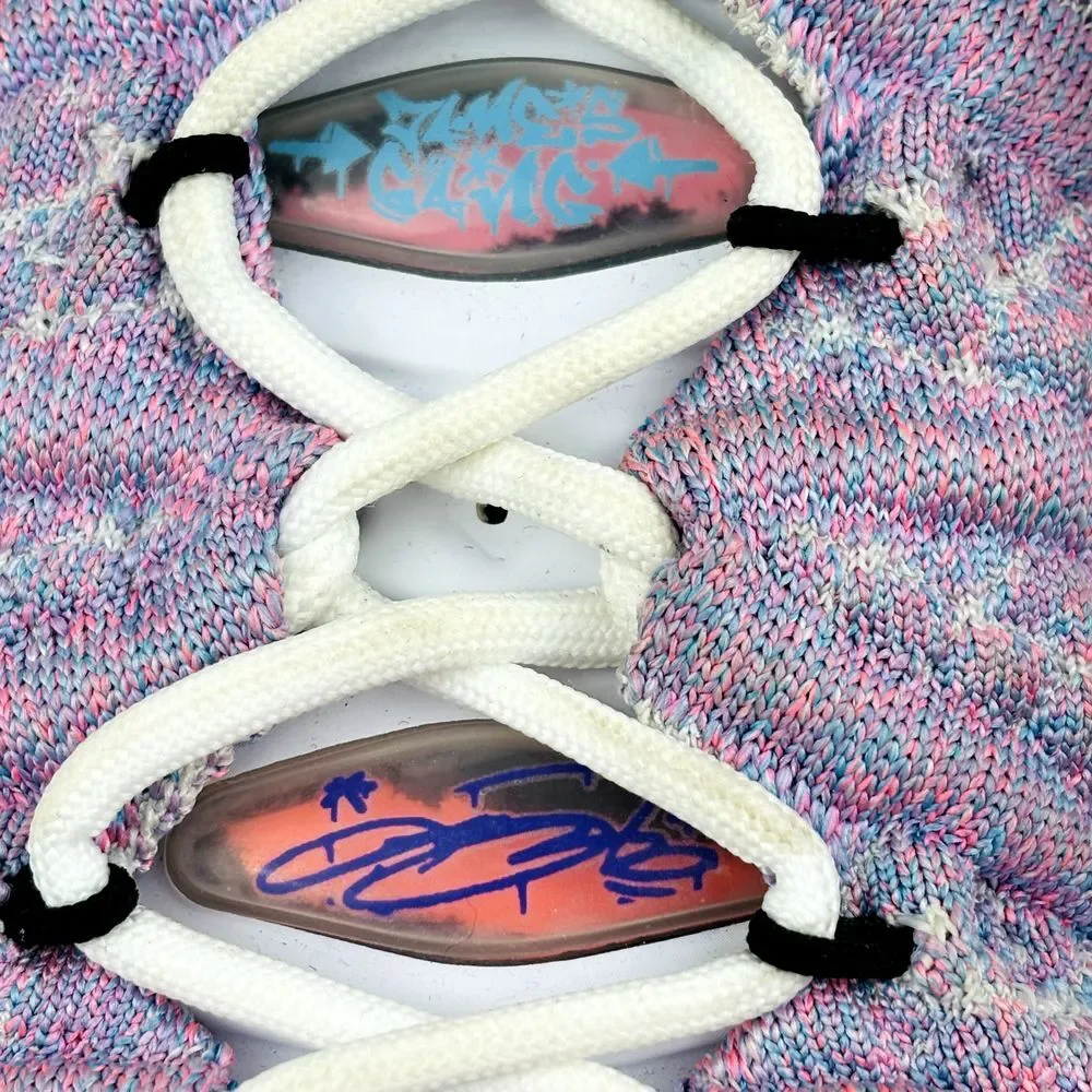 Nike Big Kid's Lebron 18 GS Graffiti‎ Basketball Shoes Youth 7 Purple CW2760-900